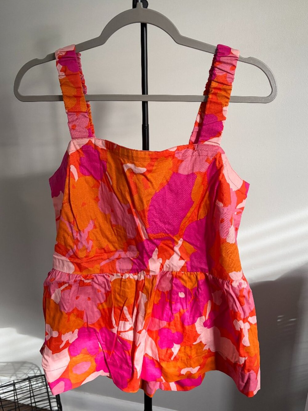 Free Assembly Fun Top